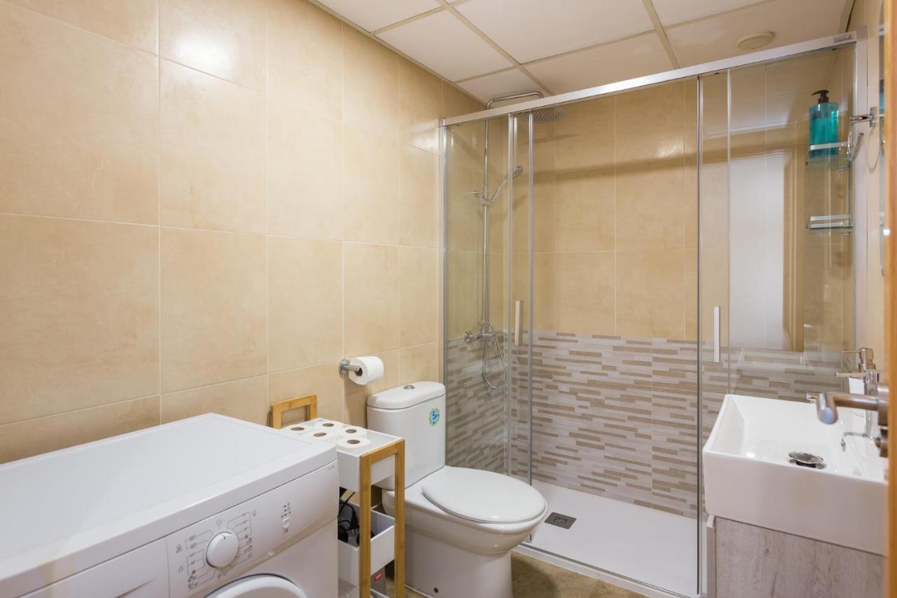 Appartement Piso Familiar Cerca Del Centro, Ac Y Wifi Gratis à Valence Extérieur photo