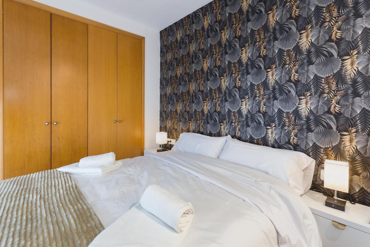 Appartement Piso Familiar Cerca Del Centro, Ac Y Wifi Gratis à Valence Extérieur photo