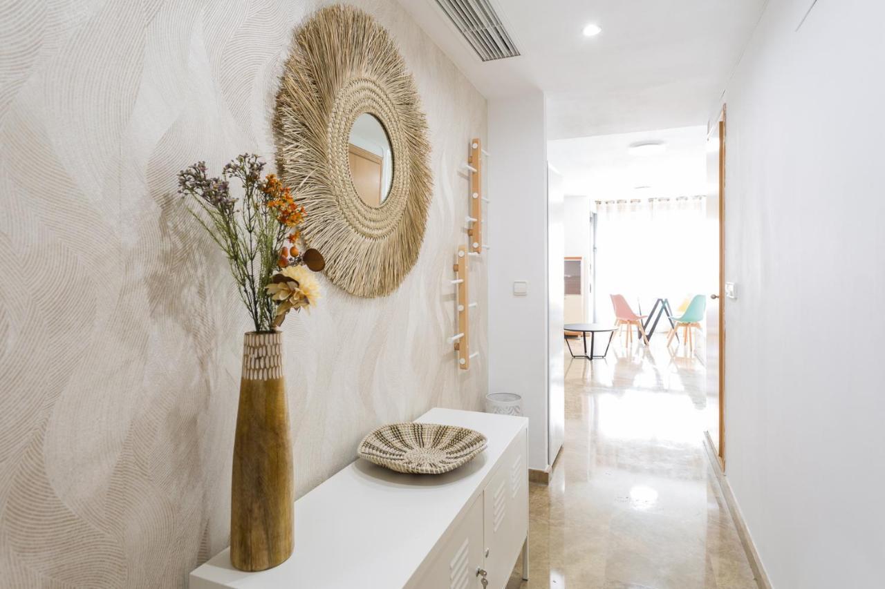 Appartement Piso Familiar Cerca Del Centro, Ac Y Wifi Gratis à Valence Extérieur photo