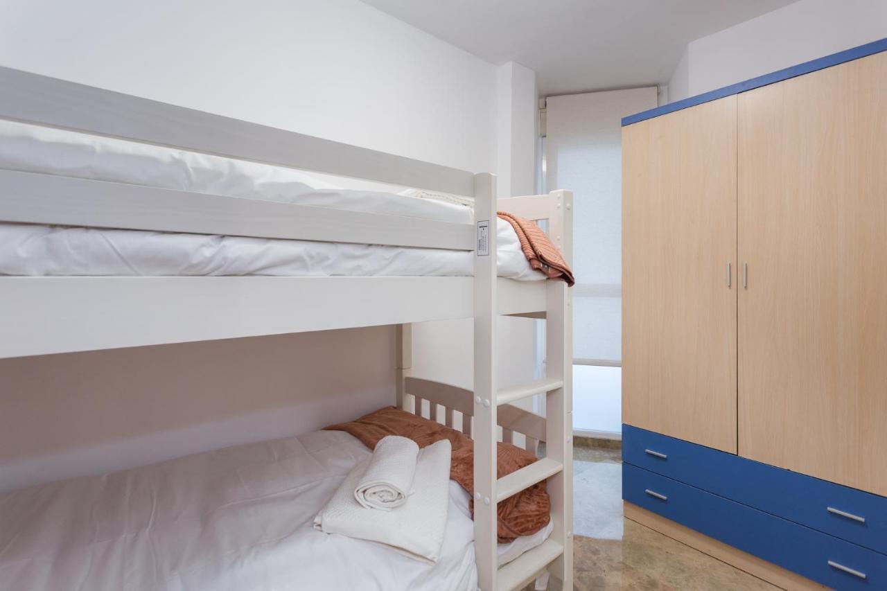 Appartement Piso Familiar Cerca Del Centro, Ac Y Wifi Gratis à Valence Extérieur photo