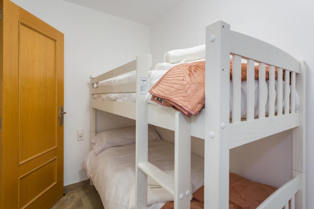Appartement Piso Familiar Cerca Del Centro, Ac Y Wifi Gratis à Valence Extérieur photo