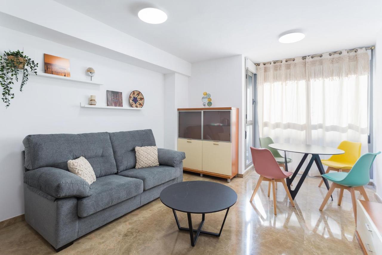 Appartement Piso Familiar Cerca Del Centro, Ac Y Wifi Gratis à Valence Extérieur photo
