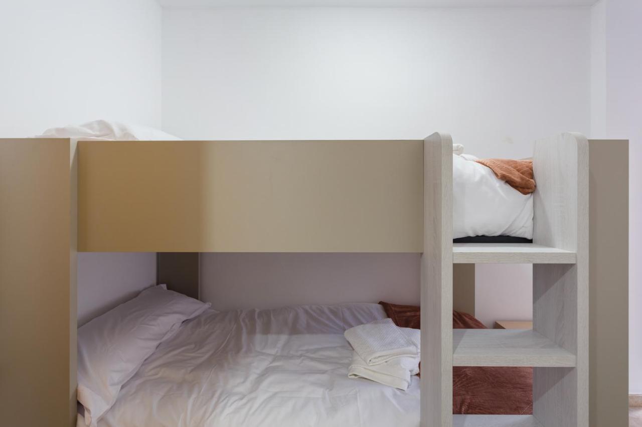 Appartement Piso Familiar Cerca Del Centro, Ac Y Wifi Gratis à Valence Extérieur photo