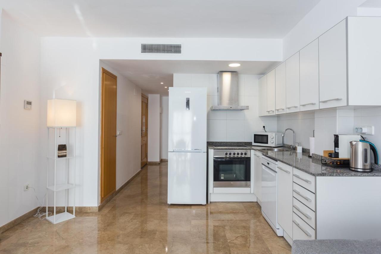 Appartement Piso Familiar Cerca Del Centro, Ac Y Wifi Gratis à Valence Extérieur photo