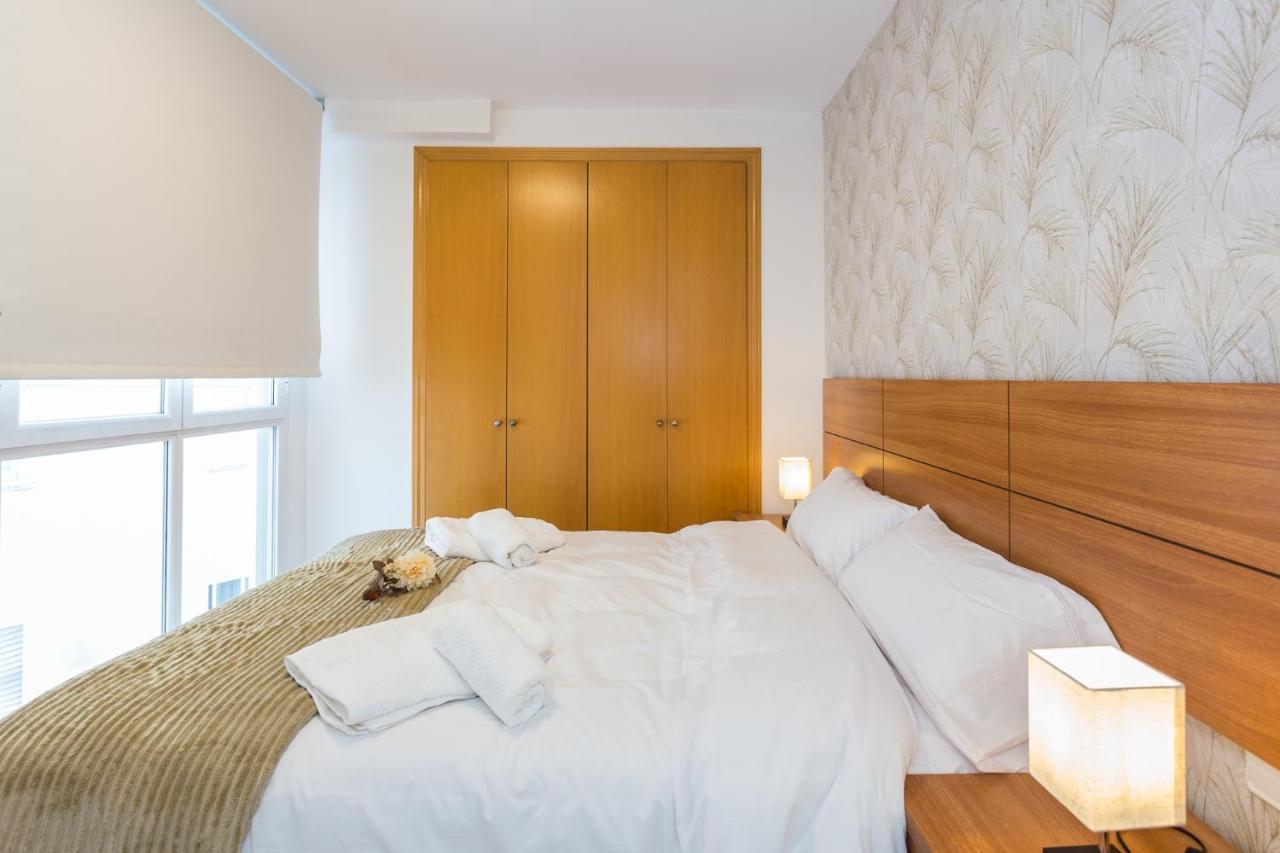 Appartement Piso Familiar Cerca Del Centro, Ac Y Wifi Gratis à Valence Extérieur photo