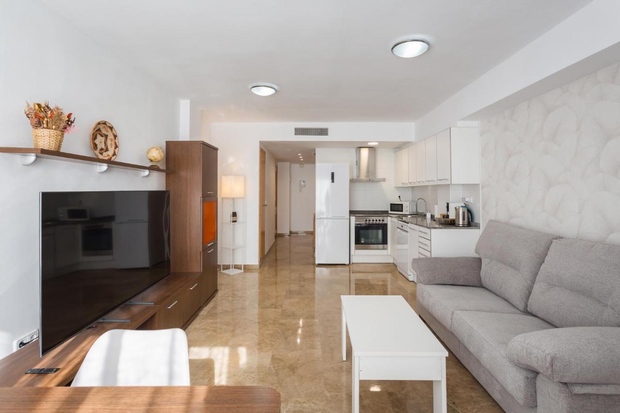 Appartement Piso Familiar Cerca Del Centro, Ac Y Wifi Gratis à Valence Extérieur photo