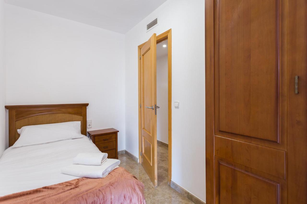 Appartement Piso Familiar Cerca Del Centro, Ac Y Wifi Gratis à Valence Extérieur photo